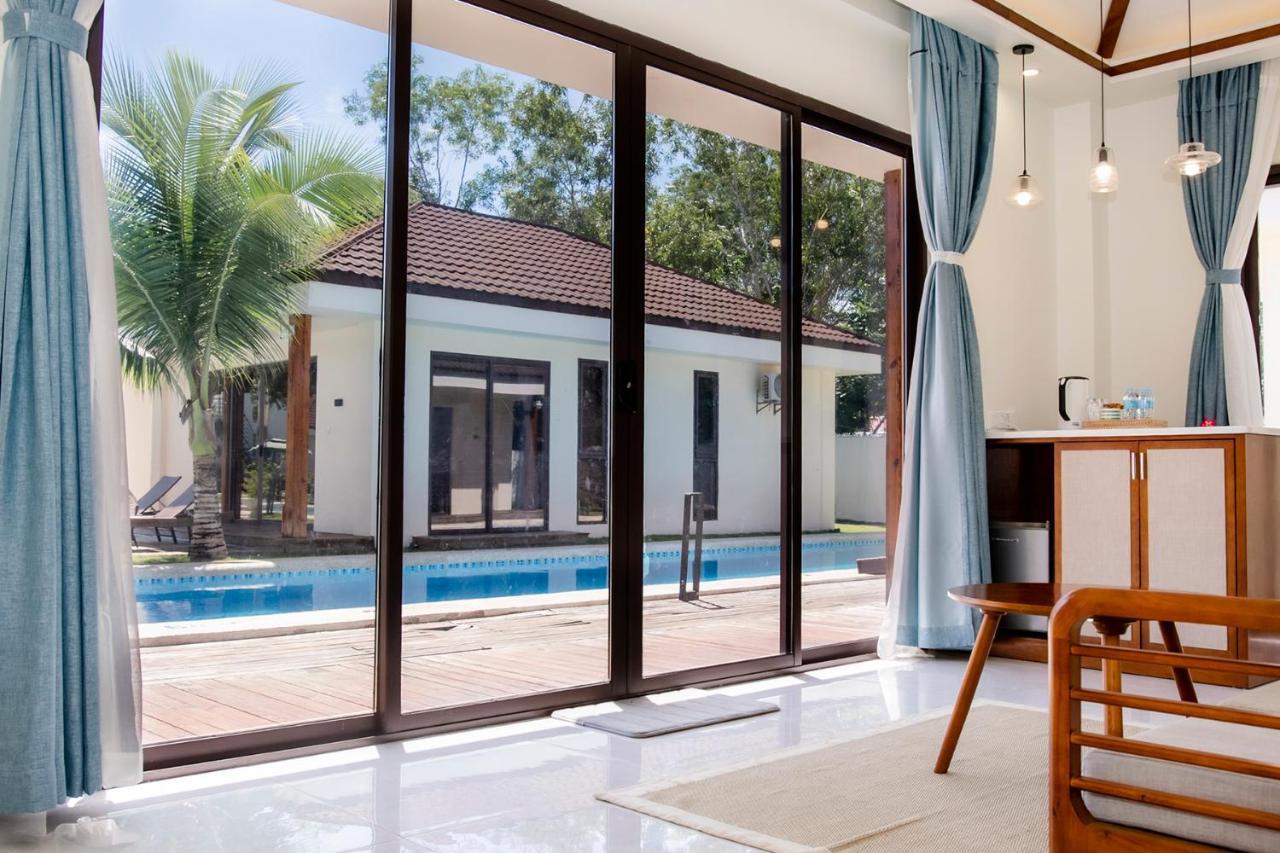 Amphitrite Hotel Panglao
